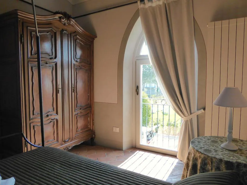 Casa Vacanze Villa Cerine アルトパーショ 0*,  イタリア
